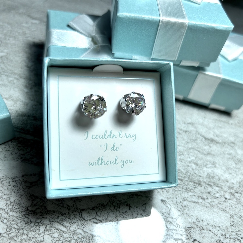 New Bridesmaids Earrings 💕🎁